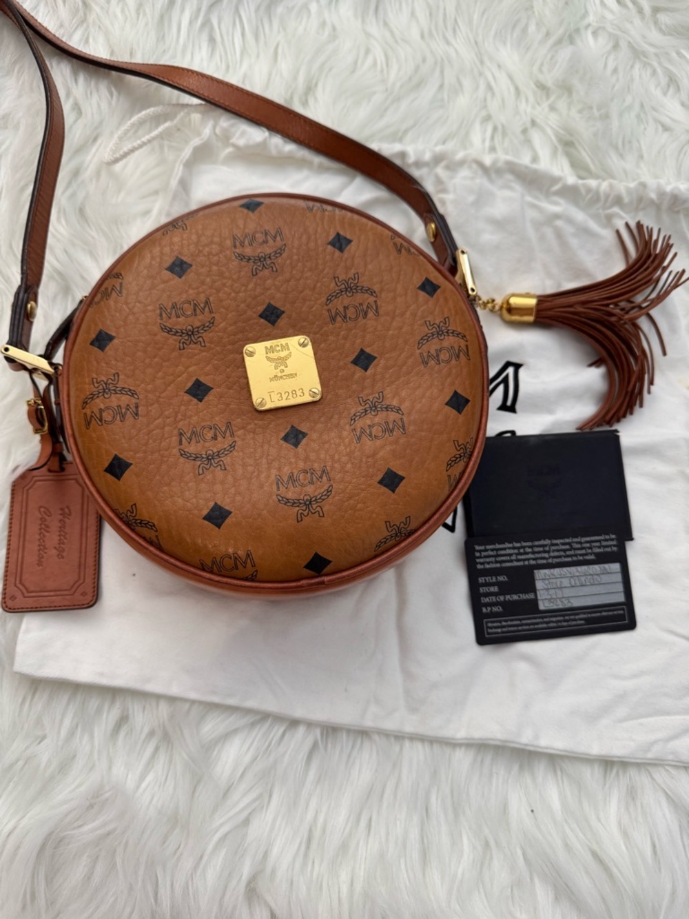 MCM heritage tambourine Crossbody - Picture 3 of 10